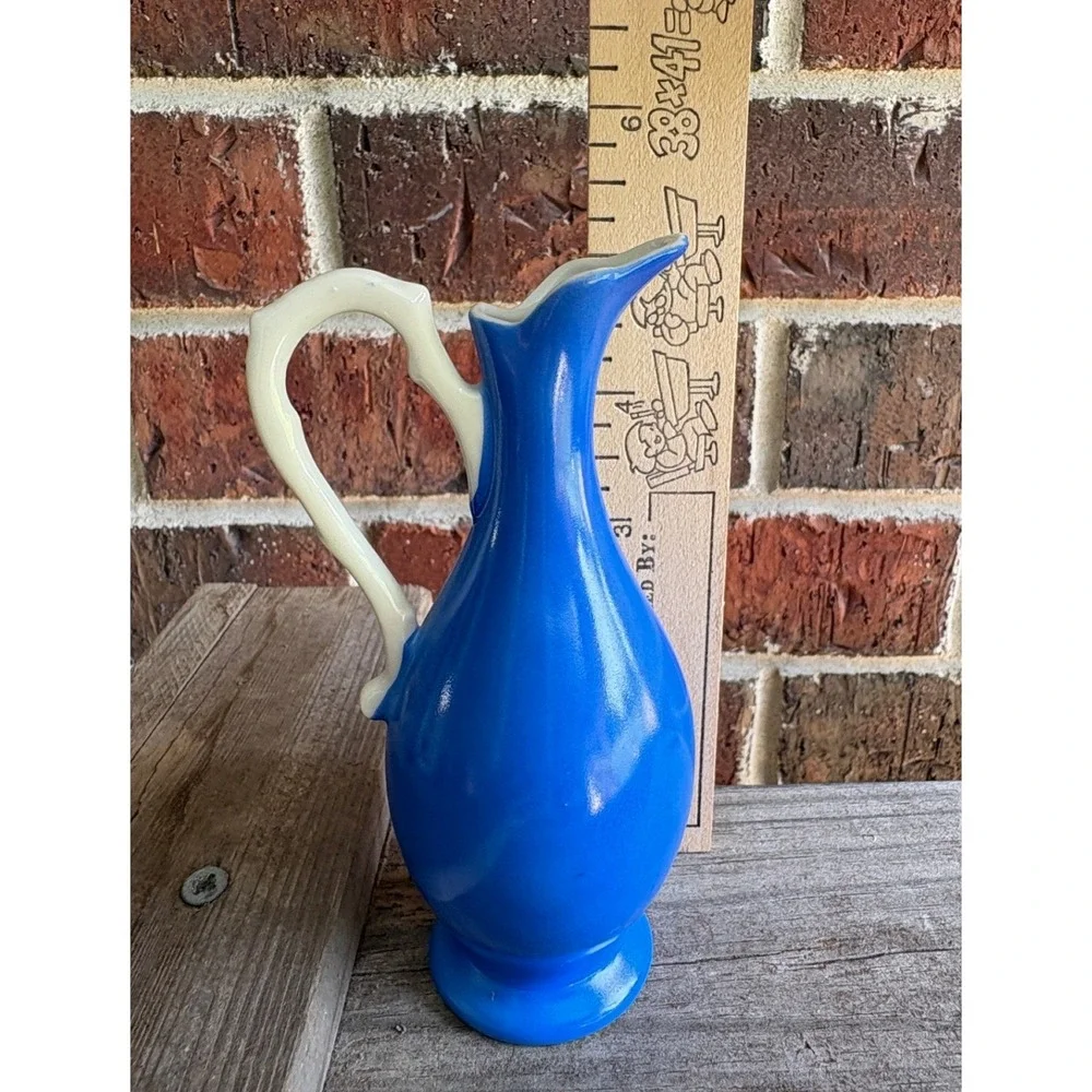 Six Flags Over Texas Pitcher Mini Blue Souvenir Vase Vintage 5.5in Cobalt Retro